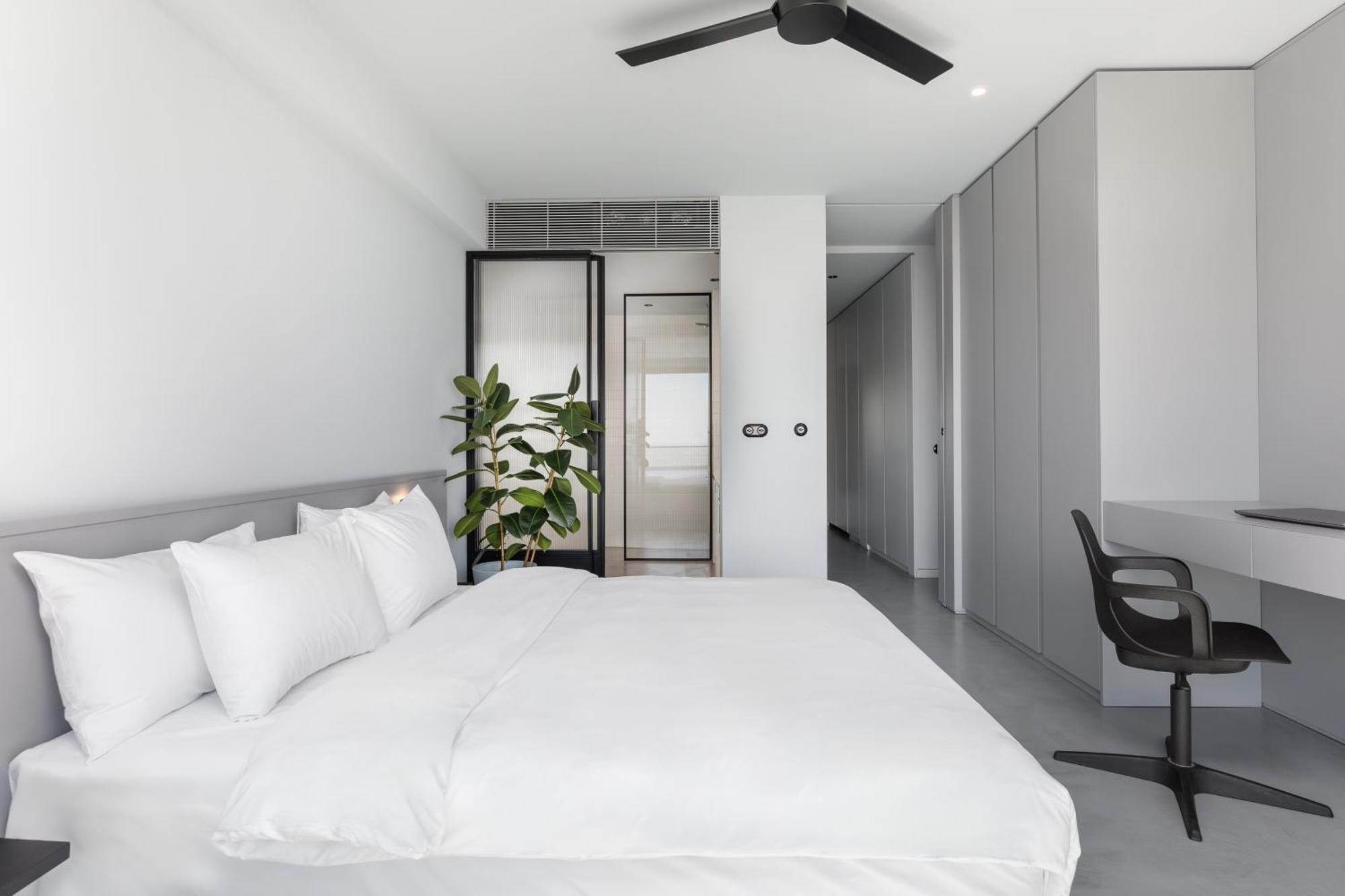 Nero Luxury Suites By Zennova Thessaloniki Exterior photo