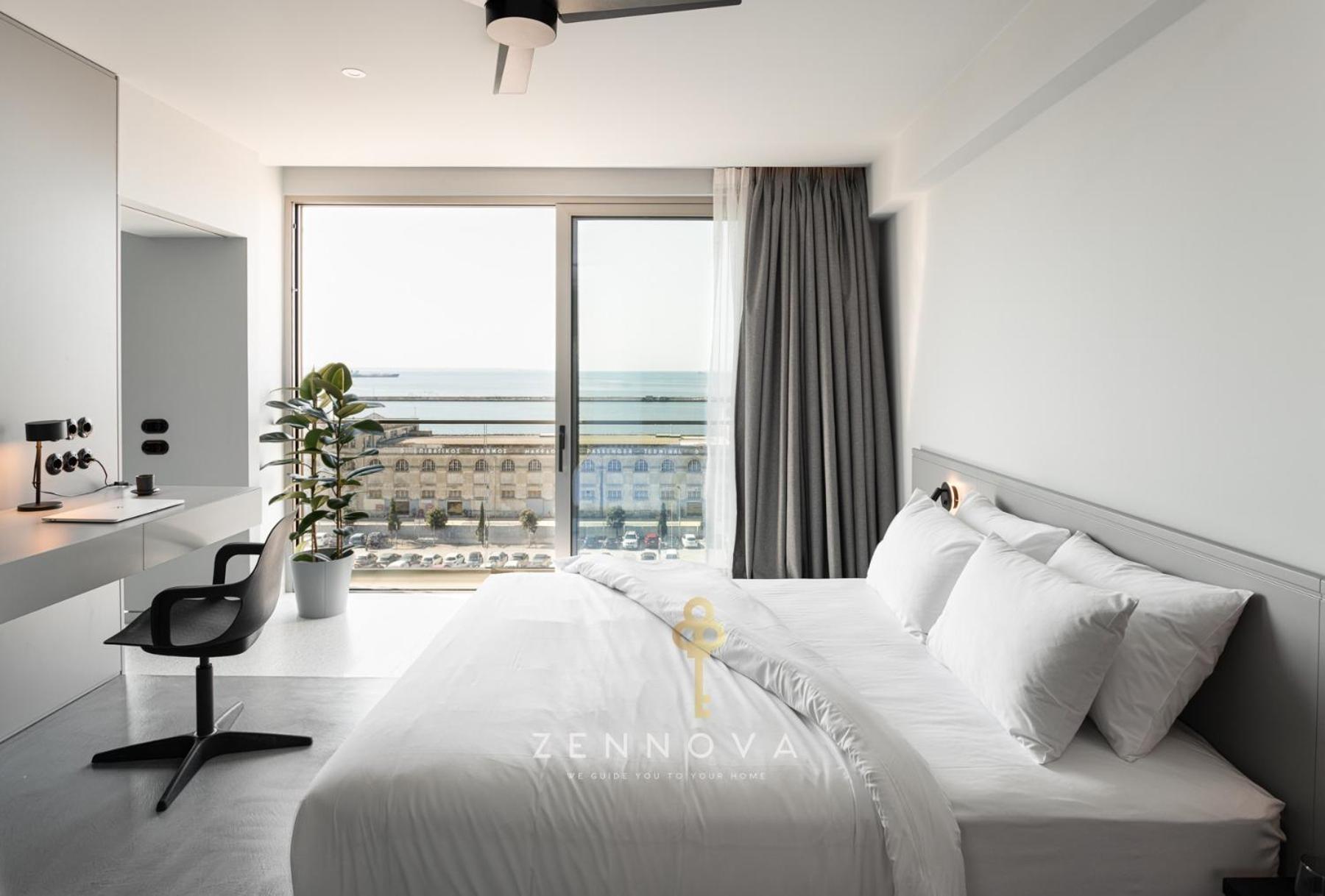 Nero Luxury Suites By Zennova Thessaloniki Exterior photo